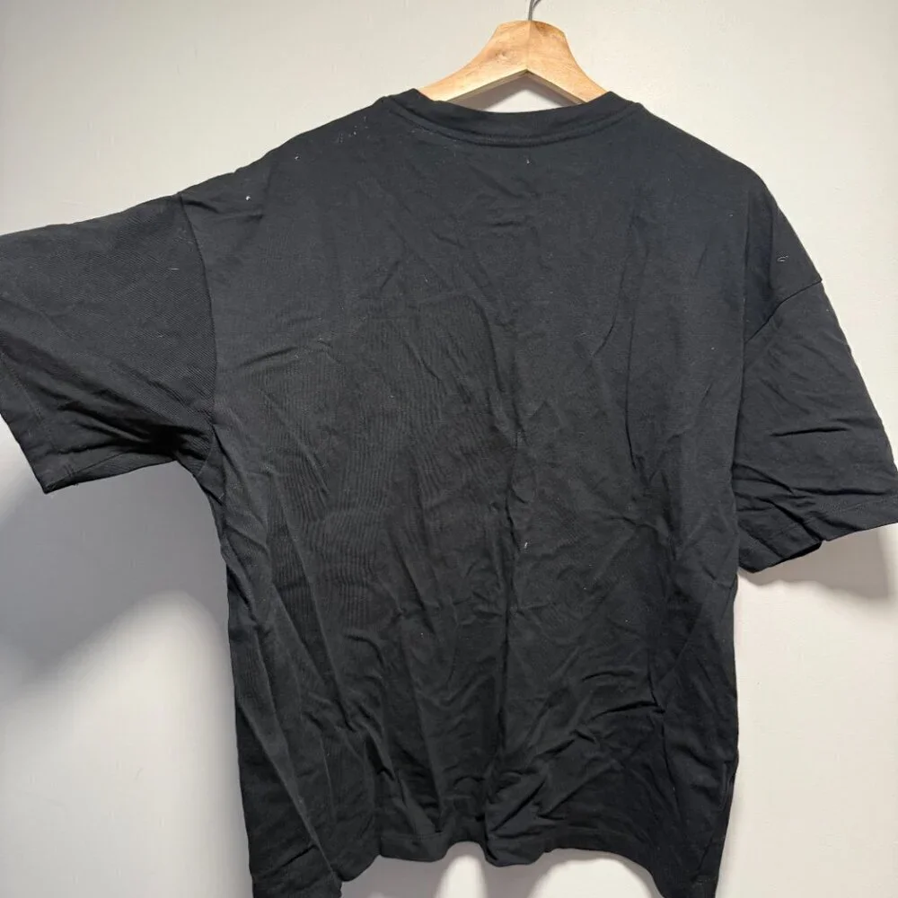 The Nike Tee Oversized Fit Small Black